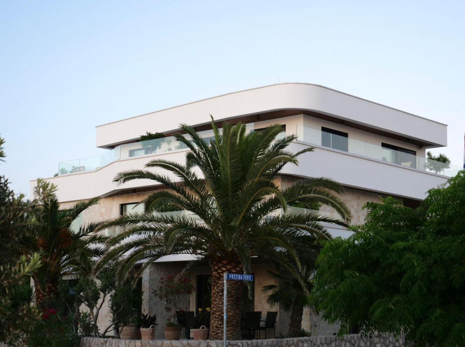 Apartments Dernaj Vir Buitenkant foto